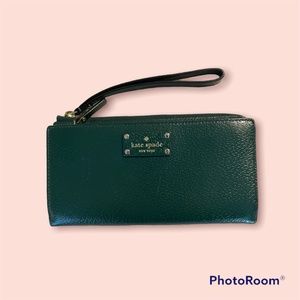Kate Spade Wristlet Wallet - Excellent Condition